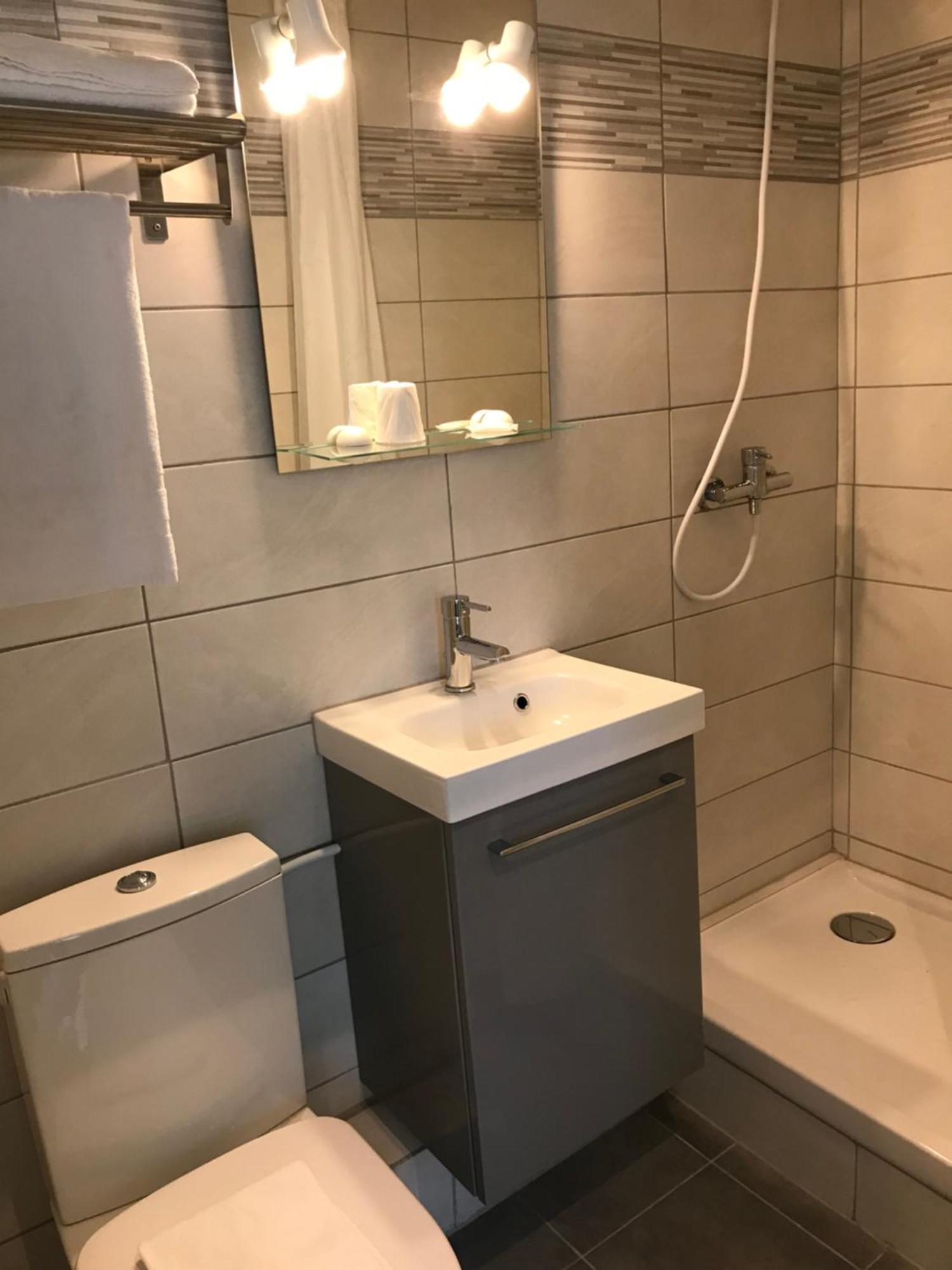 Hostellerie Le Mirabeau Peyrolles-en-Provence Екстер'єр фото