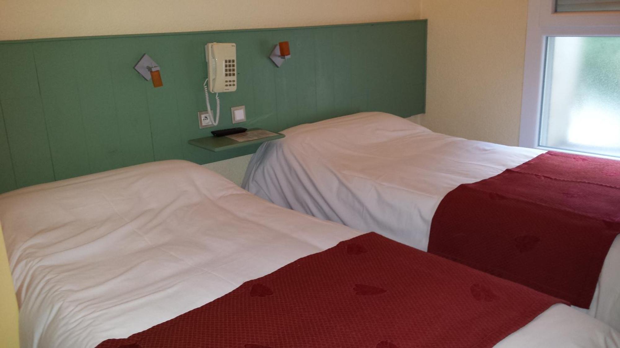 Hostellerie Le Mirabeau Peyrolles-en-Provence Екстер'єр фото