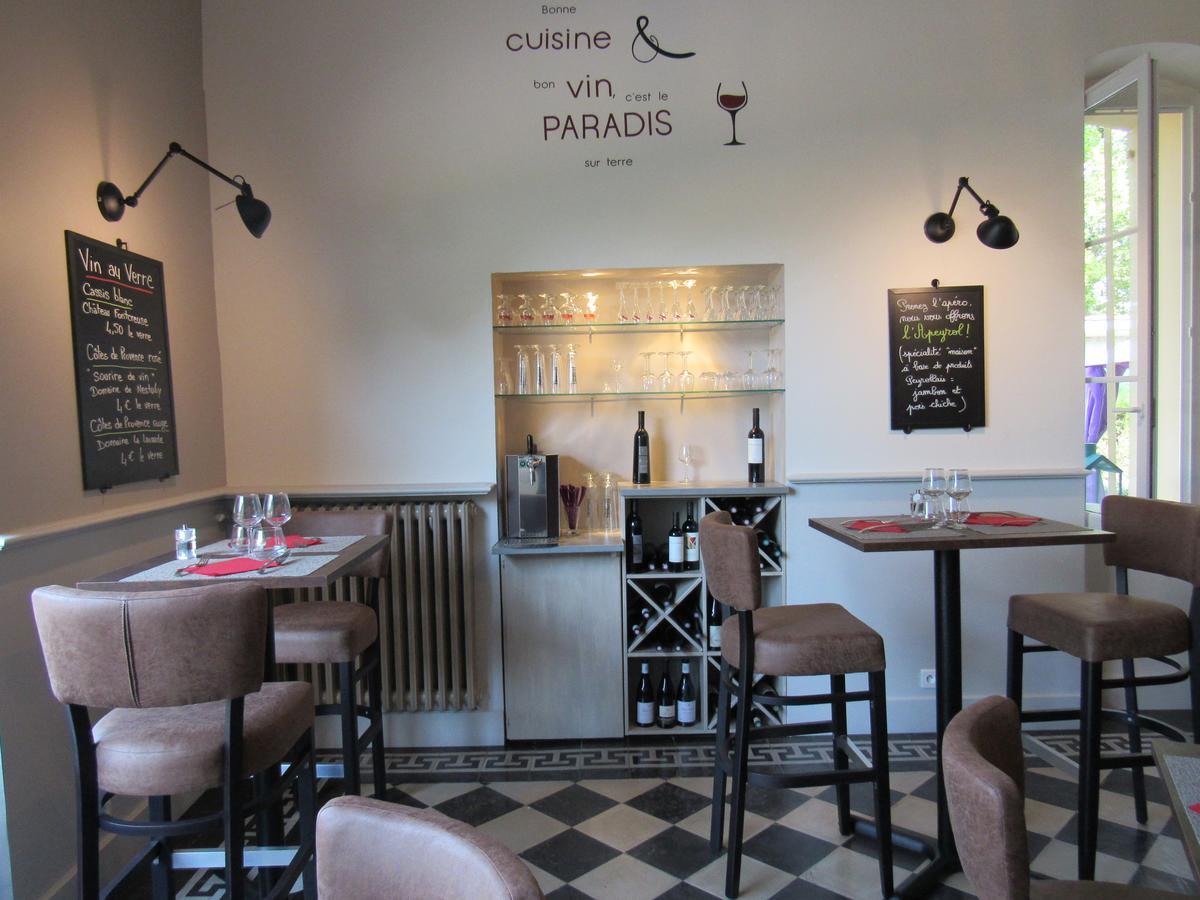 Hostellerie Le Mirabeau Peyrolles-en-Provence Екстер'єр фото